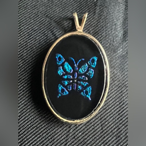 Vintage Iridescent Butterfly Pendant - Picture 1 of 4
